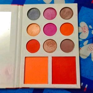 Eyeshadow And Blush Palette