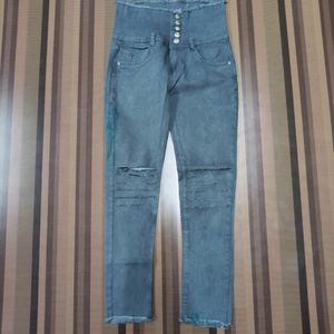 W-48 Size-28 Slim Fit Women Denim Jeans