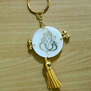 Ganesha Keychain _Round