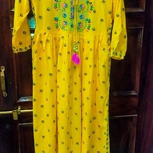 YELLOW NAYRA CUT KURTA-PANT SET WITHOUT DUPATTA