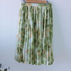 Imported Pinterest Pleated Floral Skirt