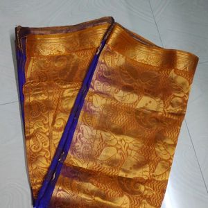 Beautiful Shiny Pattu Saree With Blouse