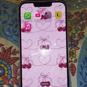 iPhone 13 (Pink)