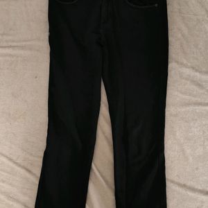 Comfortable Black Jeans/Trouser