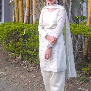 Pretty White Kurta Set