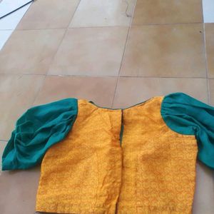 Puff Sleves Blouse