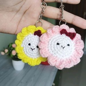 Smiley Flower Keychain