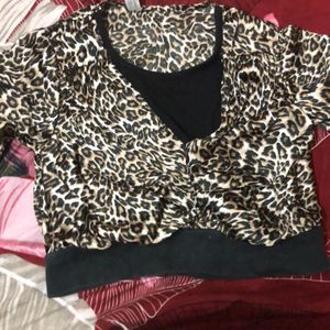 Beautiful Jaguar Printed Crop Top