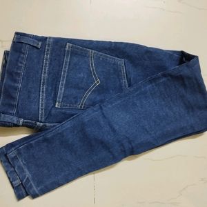 New Women's Blue Jeans