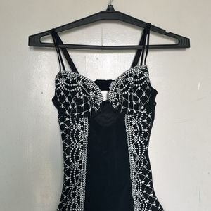 EMBROIDERED MESH CORSET SHEER TOP