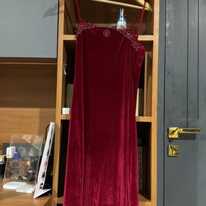 Red Vine Velvet Dress