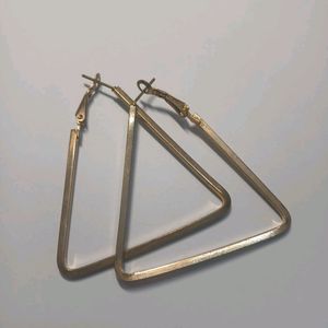 Minimalistic Medium Golden Triangle Earrings💫