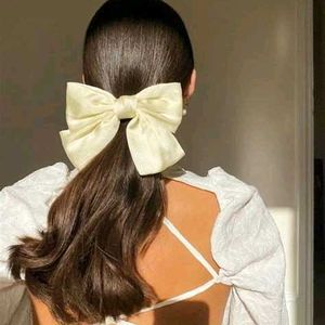 Sailor Bow