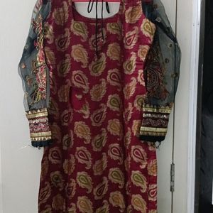 Beautiful Maroon Kurthi