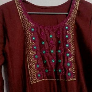 Beautiful Embroidery Kurti 💕