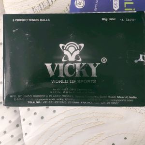 PACK OF 6 VICKY CRICKET GREEN BALL NEWLY PACKED