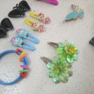 Pack Of 8 Hair Clips And 1 Bracelet