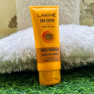 Lakme Sunexpert Tinted Sunscreen