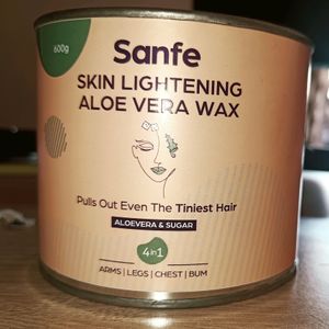 The Sanfe Lightening Aloe Vera Wax (600g)