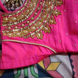 It Is Lehnga Choli Only