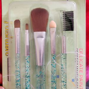 Make Up Brushes