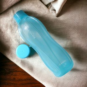 Tupperware Aquasafe Bottle