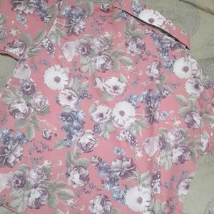 PINK PINTERSTY FLORAL SHIRT🎀🌸