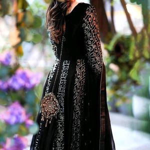 New Standard Beautiful Pakistani Poshaq Dresses Be