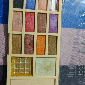 Like New Eyeshadow Palette