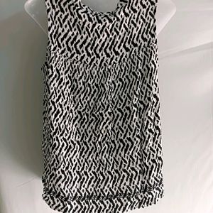 Abstract Print Sleeveless Top