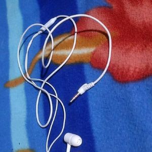 Earphone