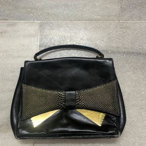 Gianni Binni Handbag In Black Colour
