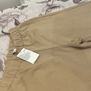 H&M New Tan Joggers (xs)