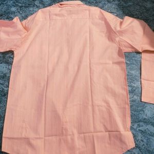 Two Brand Sweat And Full Sleeve Shirts With Ta