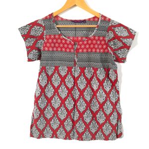 Multicolor Casual Top (Women's)