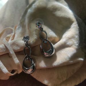 Anti-tarnish earrings