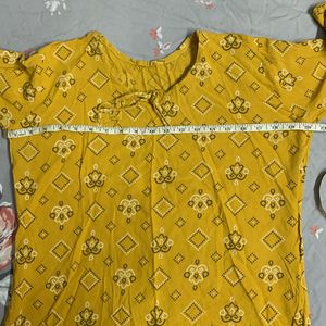 Mustard Yellow Top With 3/4 Sleeves