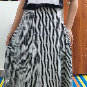 White Black Striped Long Skirt