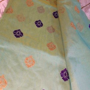 Saree (Women's)