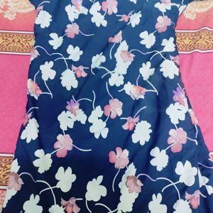 Floral Short Kurti With Belt