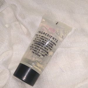 Huda Beauty Gel Primer