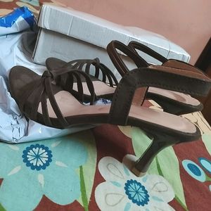 Women Brown Heel