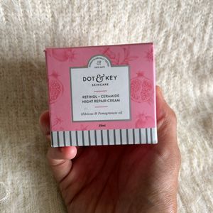 Dot&Key- Retinol+ Ceramide Night Repair Cream