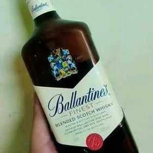 Glass Bottle Whisky Ballentine's