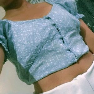 TIE FRONT PUFF SLEEVE BRODERIE CROP TOP