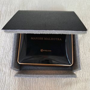 Deal Of The Day Manish Malhotra Eyeshadow