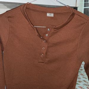 Cinnamon brown top