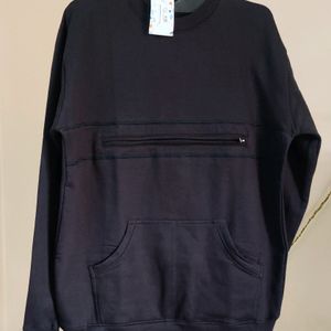 Big Pocket Black Color Fleece Sweatshirt