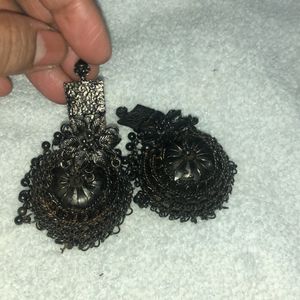 Black Metal Jhumki