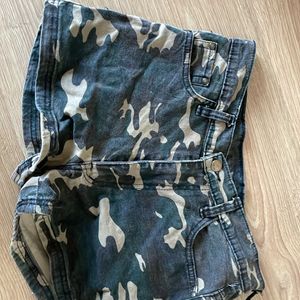 Camouflage Print Denim Shorts